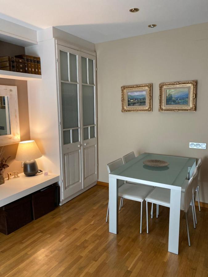 Apartament Petit Rossello Barcelona Zewnętrze zdjęcie