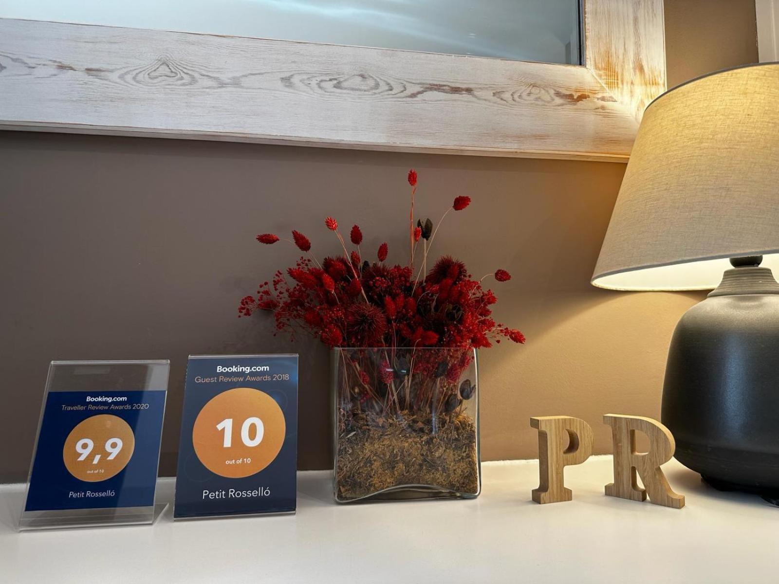 Apartament Petit Rossello Barcelona Zewnętrze zdjęcie